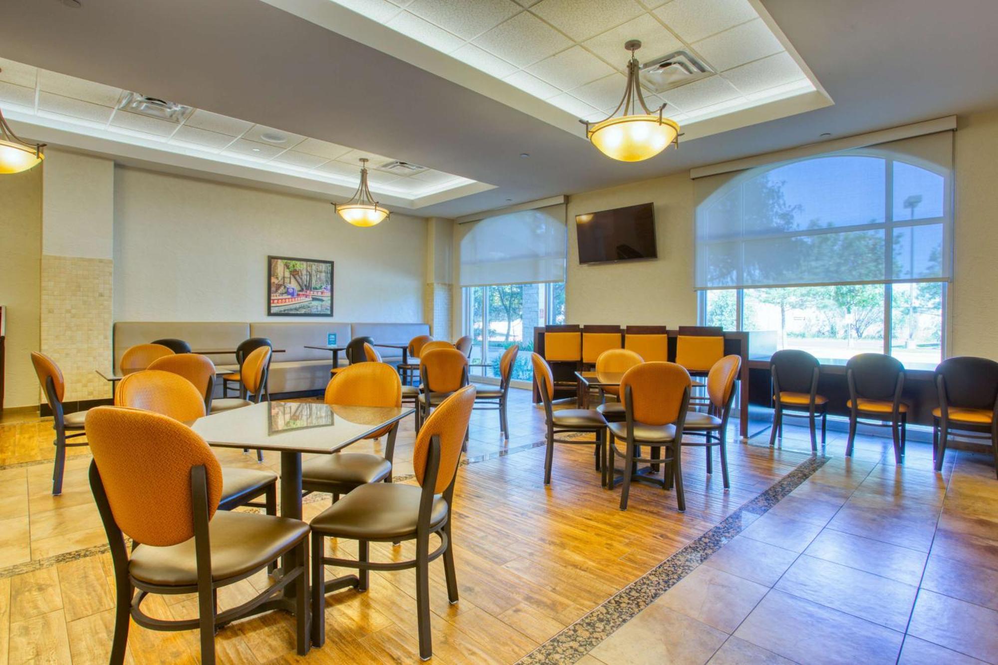 Drury Inn & Suites San Antonio Near La Cantera Εξωτερικό φωτογραφία